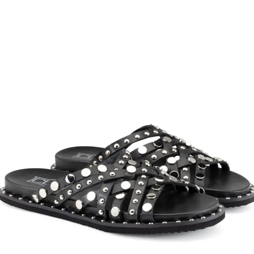 Ciabatte Donna CULT Roshelle 4275 in Pelle Colore Nero con Borchie Piatte Applicate