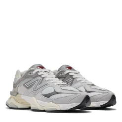 Sneakers Running NEW BALANCE 9060 in Suede e Tessuto Rain Cloud Castlerock e White